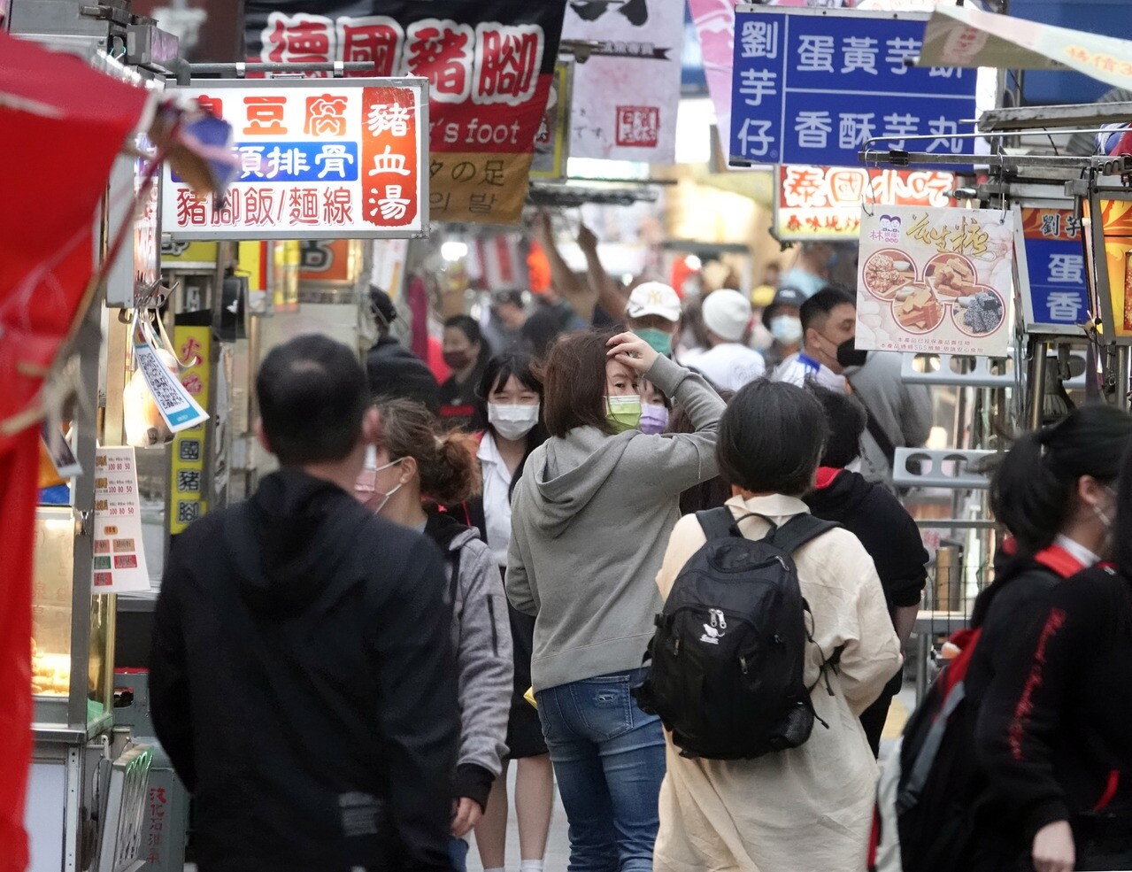 台北市寧夏觀光夜市日前貼出舉辦抖音神曲「科目三舞蹈大賽」，遭到網友嘲笑謾罵。圖為台北市寧夏夜市。聯合報系資料照／記者邱德祥攝影 