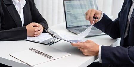 2024年到來,壽險公司提醒,別忘了同時進行保單檢視。圖∕Freepik