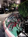 台大周邊自行車占用標線人行道　里長與店家貼公告盼改善