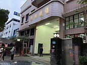 新北產業園區電梯墜落意外　2婦人摔斷腿、天冷痛到動不了