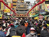 春節易塞路段　雲林規畫接駁車