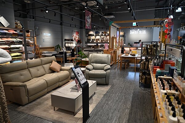 特力屋台東店超過500坪,提供在地居民一個舒適的購物空間。圖/台東縣政府提供