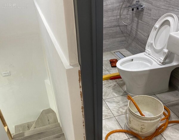 網友好奇近40年公寓的浴室該不該砸錢重新翻修？示意圖／好房網News記者呂詠柔攝