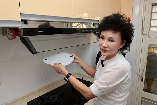 譚敦慈表示,打掃有先順序,應把握先除後掃、從高至下、先乾掃、保持通風、避免爬高等原則。圖/聯合報系資料照片