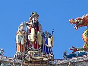 彰化逾90年鄭成功廟見「斷頭」嚇壞路人　　縣府搶救「劍童」修復完工