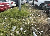 堆滿垃圾飄惡臭...雲林這停車場髒亂不堪引網撻伐　鎮公所說話了