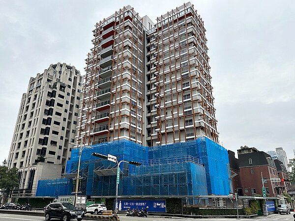中部優質建商針對建築所推出的新工法、新建材帶來抗寒、恆溫的效果，格外受到矚目。圖／好房網News記者林和謙／攝
