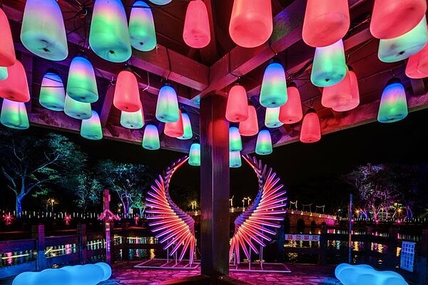 台南「新營波光節」登場。圖/台南市政府提供