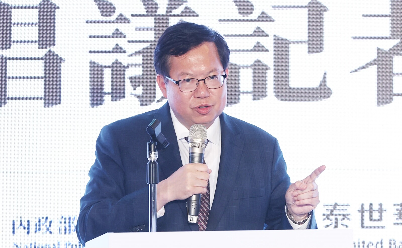 行政院副院長鄭文燦。 記者杜建重／攝影