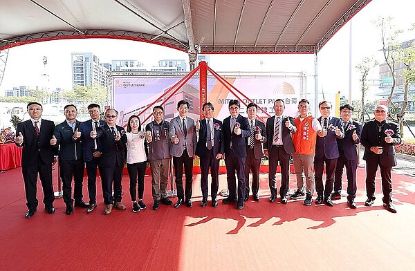 日本三井不動產集團在台所投資開發的第三座OUTLET-「MITSUI OUTLET PARK台南」舉行二期動工, 將打造占地1萬平方公尺的四層樓商場。圖/日本三井不動產集團提供