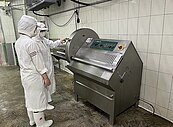 國產肉片驗出瘦肉精　信功稱與台糖簽訂「這契約」：交叉汙染不可能發生