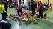 板橋夜市騎樓驚見上百公斤爆竹　超管制量9倍恐罰30萬