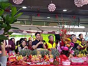 三寶爸打造友善生養　蔣萬安宣布社宅123房調為4：5：1