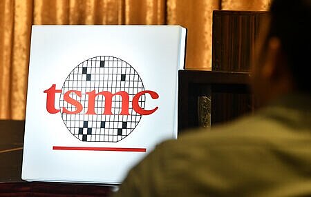 元月營收前十強出列,台積電交出年增、月增的雙增佳績,最為亮眼。圖∕本報資料照片