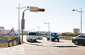 台中大里新仁橋人車爭道　擬設便橋