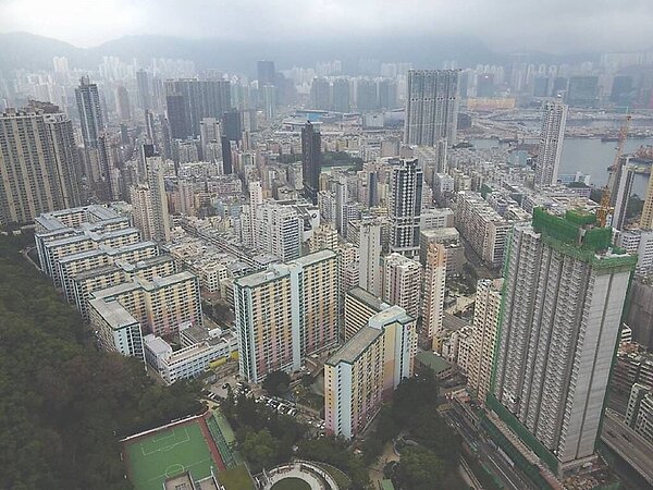 2024年春節期間,大陸各地進一步放寬購屋政策。圖/中新社