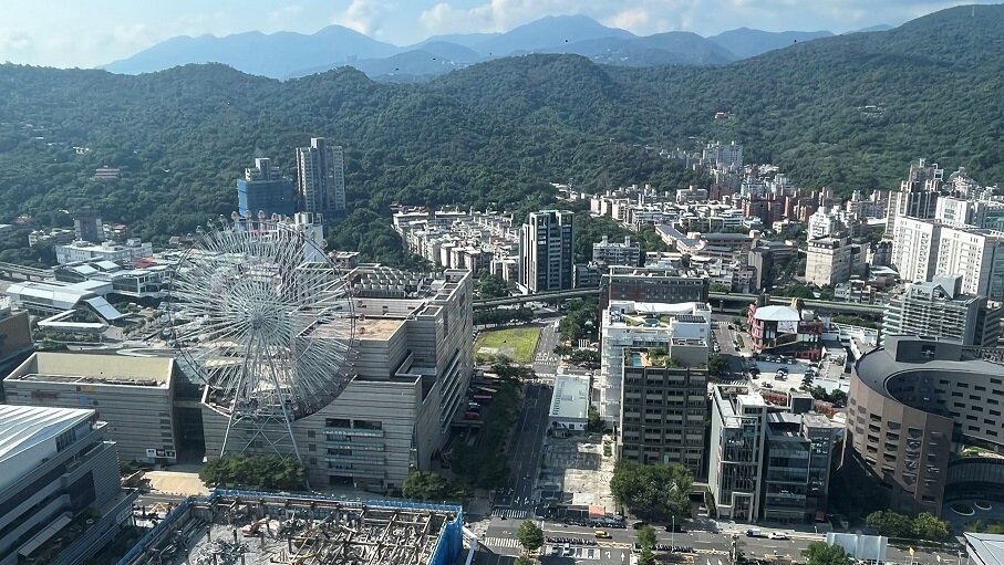 ▼過去房地產幾乎只漲不跌,可稱為時代紅利。(示意圖/<a href="https://house.ebc.net.tw/" data-cke-saved-href="https://house.ebc.net.tw/" target="_blank">EBC地產王</a>張琬聆攝)