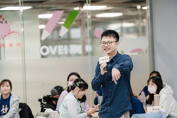 富宇慈善基金會攜手青年投入社會參與,2024「MOVE募計畫-公益溝通與文字編輯培訓營」正式啟動。圖/富宇慈善基金會提供