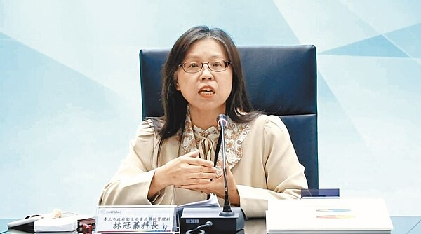 台北市衛生局食品藥物管理科長林冠蓁19日公布去年查緝違規食藥粧廣告結果,其中「七寶創意有限公司」違規廣告罰鍰累計第1名,總計被開罰380萬元。圖/台北市衛生局提供