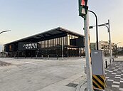 啟用首日　八德轉運站塞爆招怨