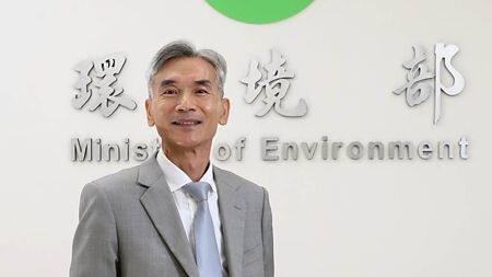 
環境部長薛富盛透露，排碳大戶自主減碳，將可適用兩種優惠費率。圖∕本報資料照片
