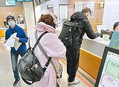 新冠、流感雙升　本土傷寒爆今年首例