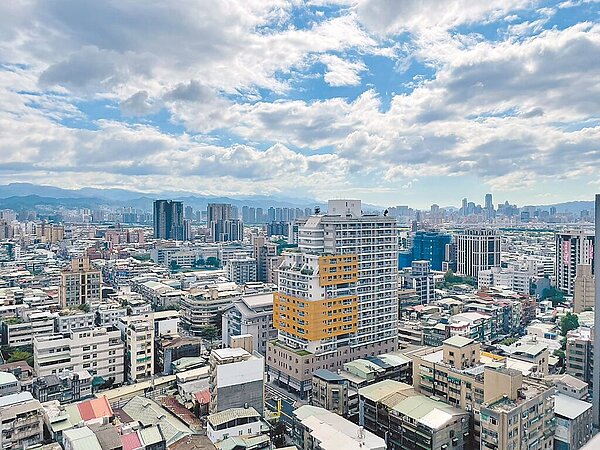 碳費課徵標準尚未出爐，業者、政府各執一詞，存有認知上的落差。（陳瑀倫）