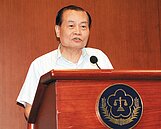 暗指黃世銘？曾勇夫：自家人陷害　令人不齒