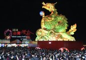 台灣燈會高鐵燈區點亮　20萬人搶逛