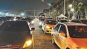 台灣燈會首日百萬人爭睹　散場塞爆