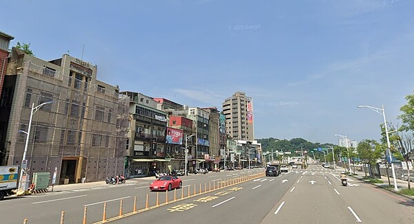 超越六都!北台灣「這縣市」房價漲幅飆全國第一 近兩年基隆市預售案房價漲幅居全國之冠,因地理貼近雙北且仍有國道、鐵路等交通支撐,再搭配較汐止及內湖等地更為親民價位,近年陸續吸引知名建商在基隆開案。圖/google map