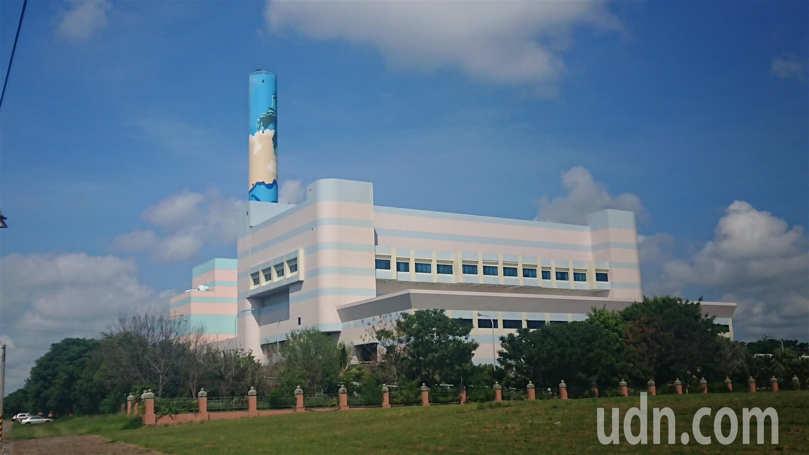 彰化縣環保局將把溪州焚化廠灰渣運到芳苑鄉漢寶村掩埋。記者簡慧珍／攝影 