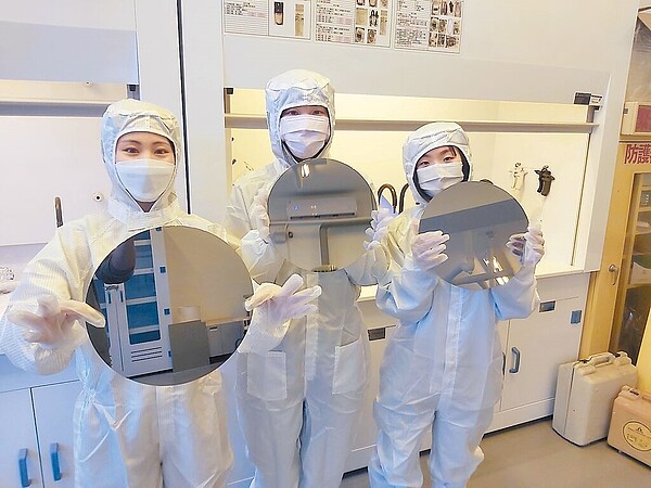 「2024企業最愛大學生」Top 30排行榜公布最新結果,龍華科大蟬聯私立科大龍頭,近年吸引許多一般高中生以學測成績踴躍就讀。(龍華科大提供/李侑珊台北傳真)