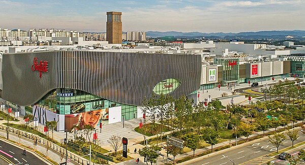 南韓首都首爾南方近郊安城市購物中心「Starfield安城」。圖／擷取自Starfield安城官網