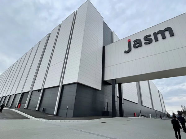 圖為剛完工舉行開幕典禮的台積電熊本廠。聯合報系資料照／記者簡永祥攝影