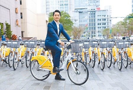 
台北市長蔣萬安27日宣布，為打造北市成為安全、運動及未來之都，並落實2030年減碳40％及綠運輸使用率70％目標，28日起台北市租借YouBike前30分鐘免費。（陳俊吉攝）

