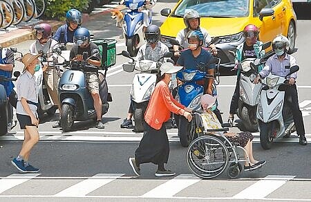 去年交通事故死亡逾3千人　道安成績未達標