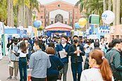 金控校園徵才釋2萬職缺　台大博覽會周六登場