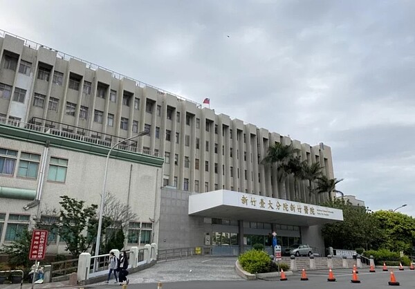 新竹台大醫院院長余忠仁說,調降掛號費並非擔心病人流失,而是回應病人心聲,減輕病人負擔,與總院採一致收費方式。圖/聯合資料照片