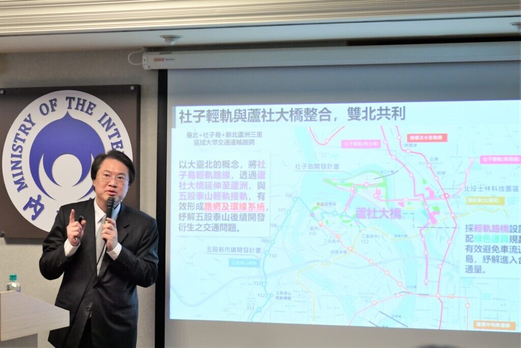 內政部長林右昌前往台北市政府拜會市長蔣萬安，主題為社子島開發案，圖片內政部提供