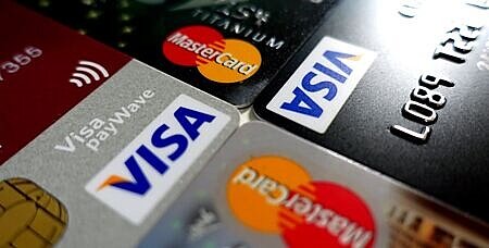 春天是出遊好時機,國泰世華、台新、中信、華銀、一銀都推出信用卡優惠,高回饋率超有感。圖∕本報資料照片