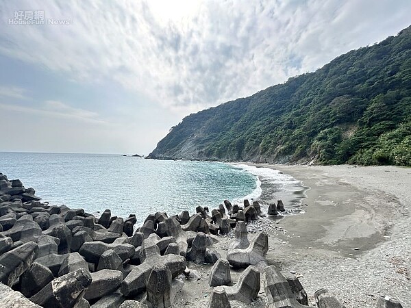 朝陽漁港+朝陽沙灘02