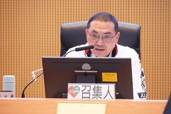 侯友宜主持道安會報。圖/交通局提供