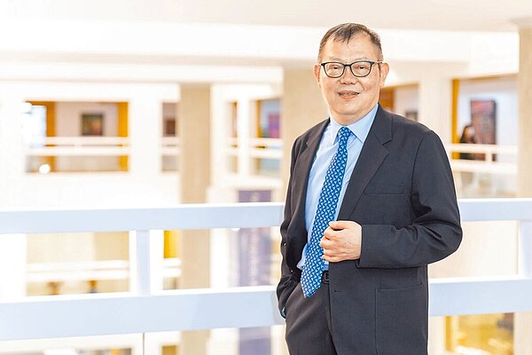 陽明交通大學2021年2月合校至今已滿3年,合校後的首任校長林奇宏續任同意案將在6日的臨時校務會議投票表決。圖/取自陽明交大官網