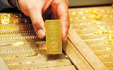 
雪梨金市5日金價一度突破每盎司2,140美元、創2,141.59美元新高。圖∕本報資料照片
