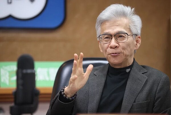 中華民國醫師公會全國聯合會理事長周慶明表示,今取消掛號費參考價後,醫療院所回歸市場機制與各自衡量各地區與自身經營策略,可以避免錨定效應。圖/聯合報系資料照片