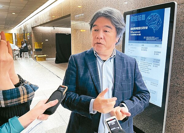 衛福部次長王必勝表示，未來延長違規業者禁止進口時限，杜絕蘇丹紅事件需「從源頭阻絕做起」。記者林琮恩／攝影 