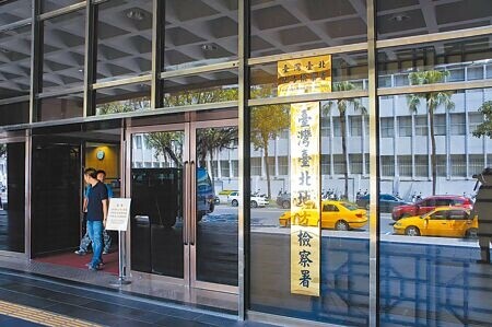 
北市劉姓保母受兒福聯盟委託照顧1歲男童，竟每天餵他吃餿食，稍有不順動輒打罵，致男童額頭骨凹陷、屁股嚴重變形，不到3個月體無完膚、營養不良死亡，台北地檢署將這對保母姊妹依虐童致死罪聲押獲准。（本報資料照片）
