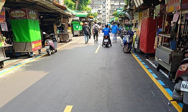 道路翻新後。圖/台北市新工處提供