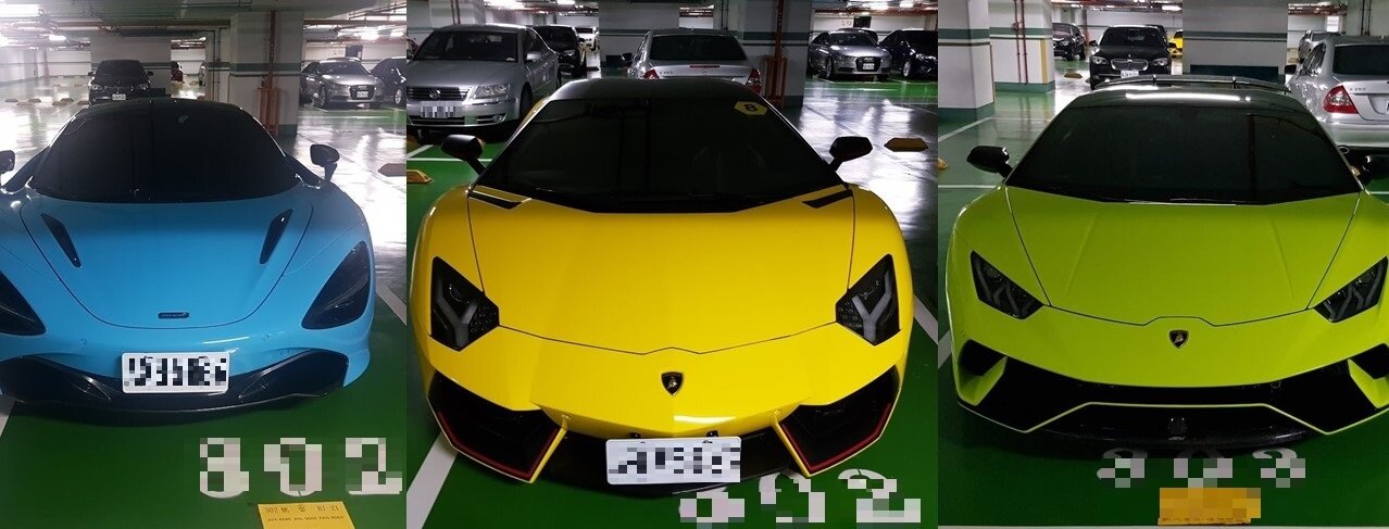 ▼讀者透露李彥廷在社區車位常停放好幾台豪車。（圖／讀者提供）